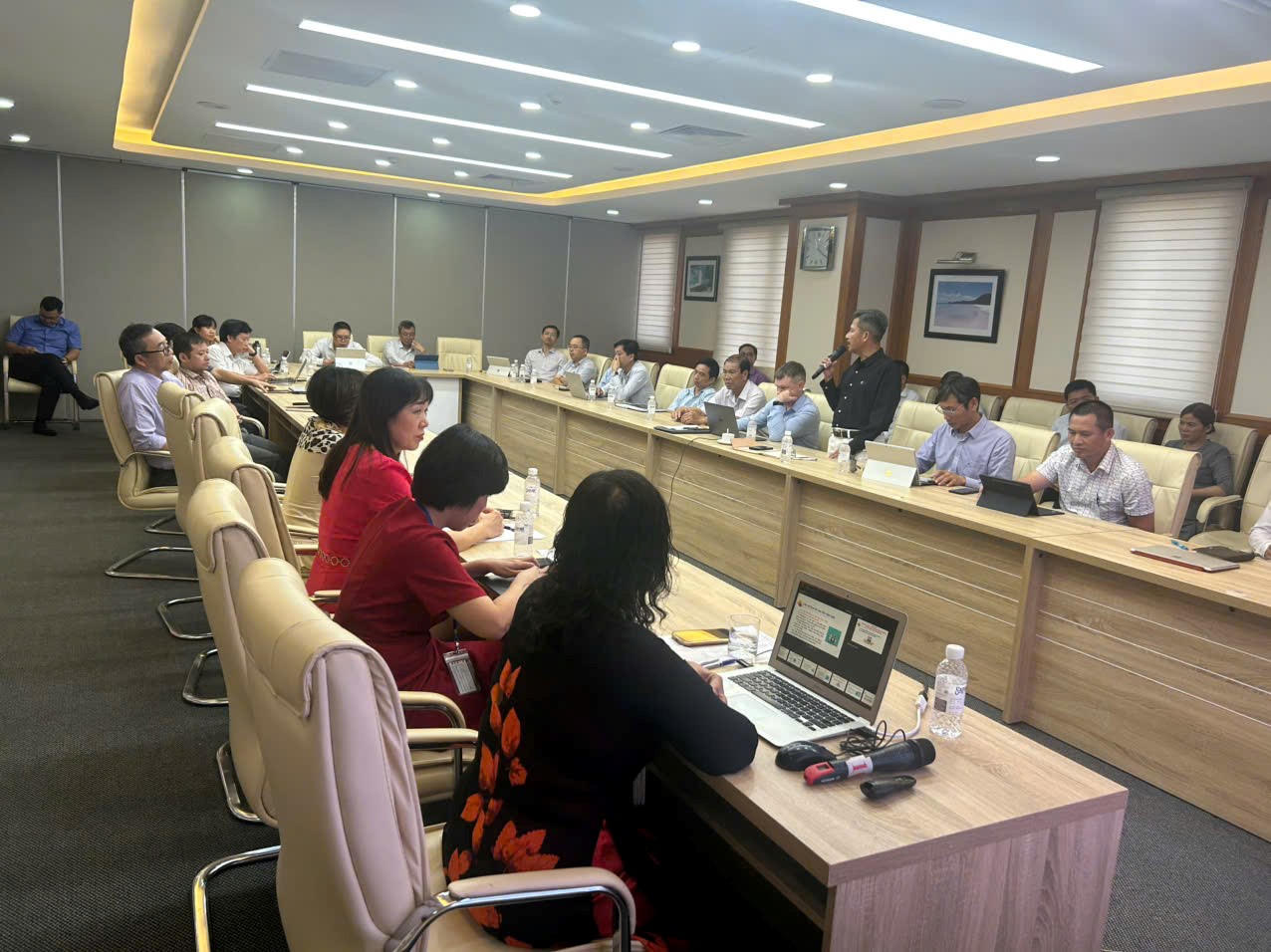 TTAT Vietsov - Trung tâm An toàn và Bảo vệ Môi trường Vietsovpetro Vietsovpetro: Tổ chức khóa đào tạo “Hướng dẫn lập và quản lý hồ sơ lưu trữ điện tử tại Vietsovpetro”